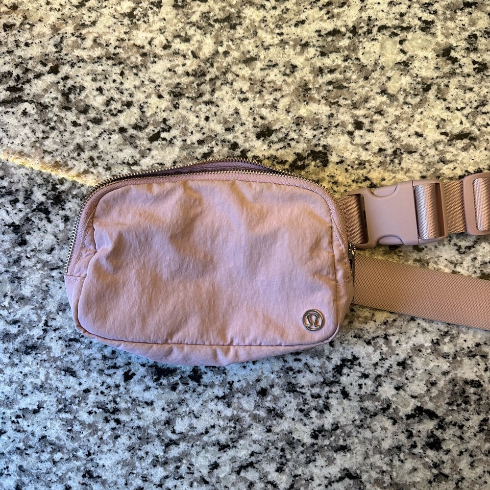 Lululemon light purple belt bag